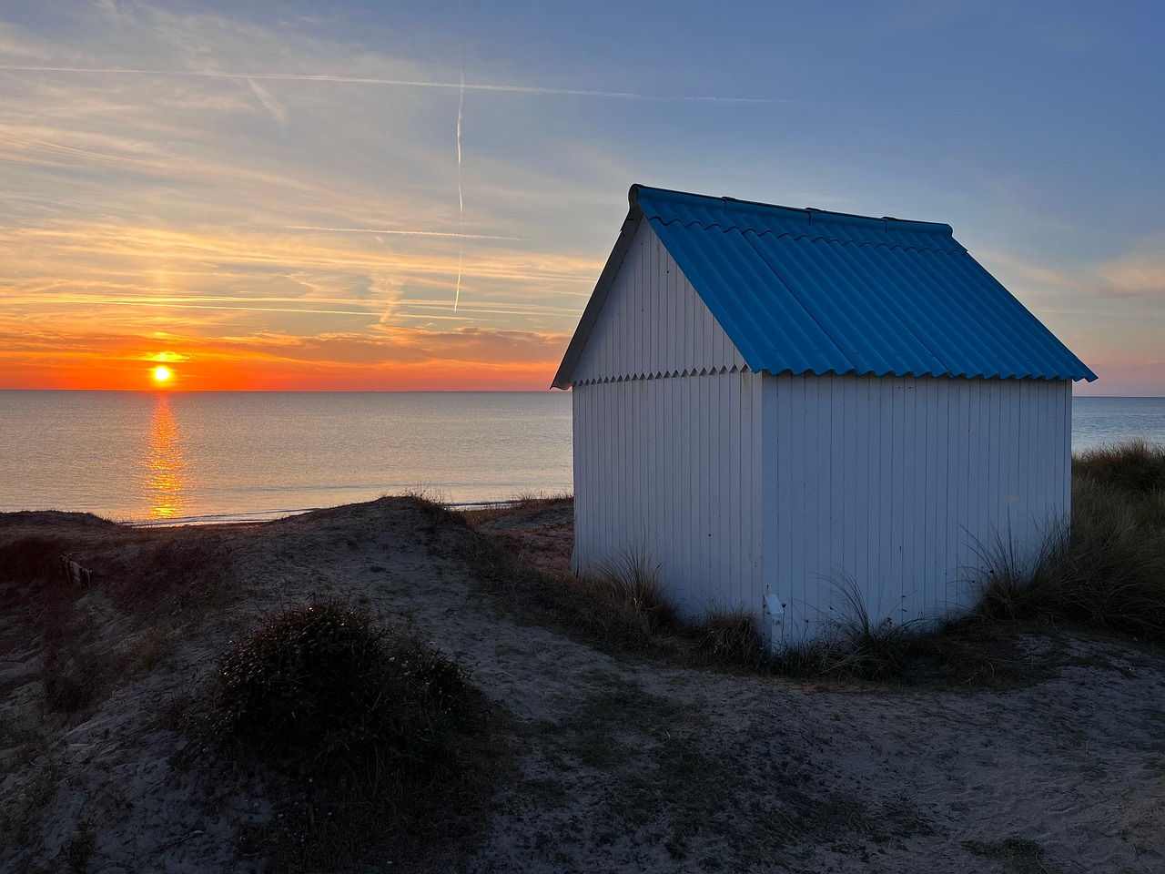 Cozy vacation rental cabin exterior used for short-term rental bookings